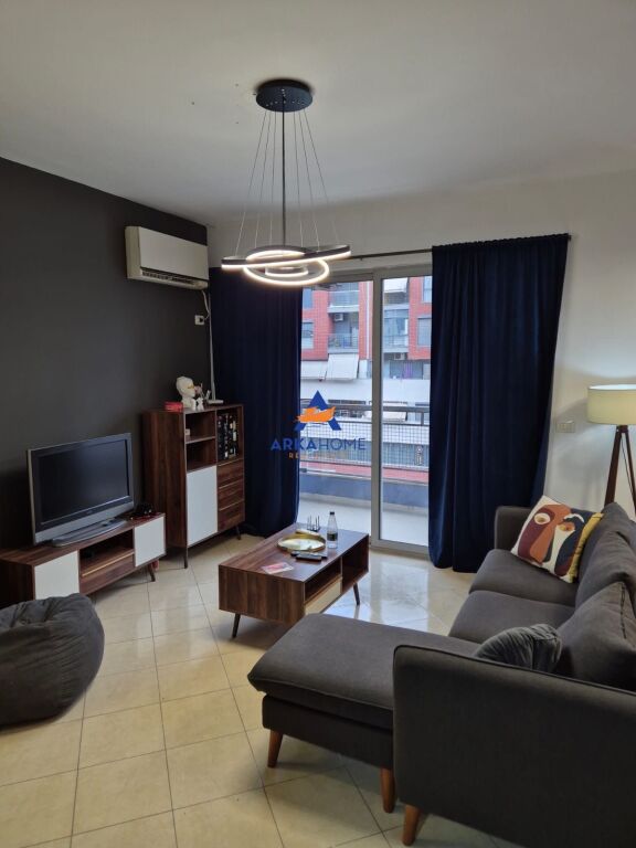 JEPET ME QERA APARTAMENT 2+1+BALLKON "ASTIR, PRANE WELLIT" 50.000 LEKE