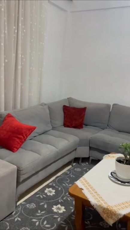APARTAMENT 1+1. 35000 LEKE.YZBERISHT