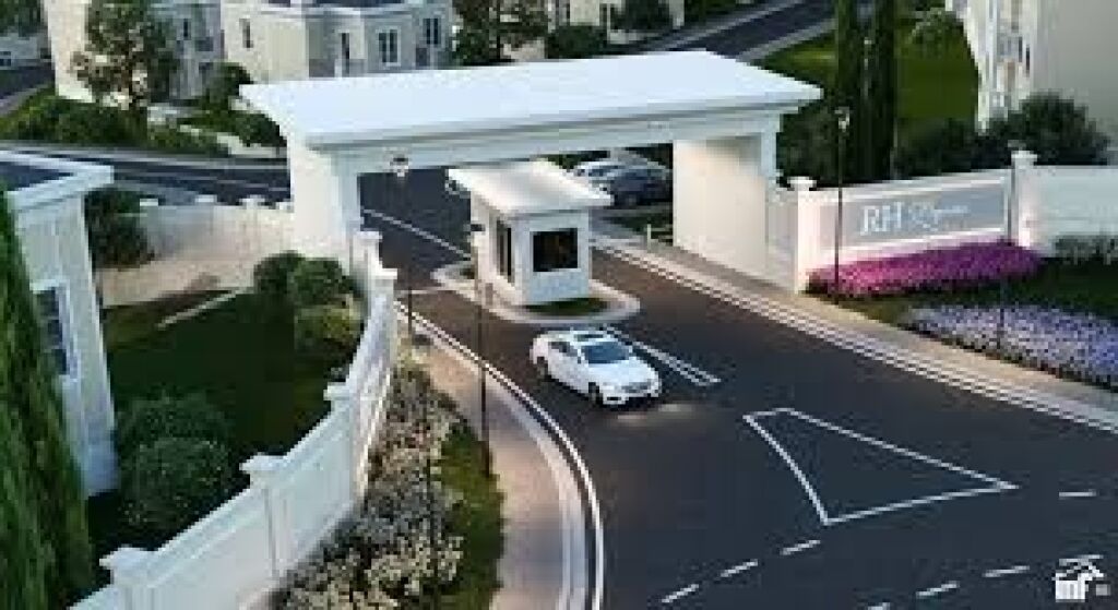 Villa for sale – Rolling Hills, Farka Lake