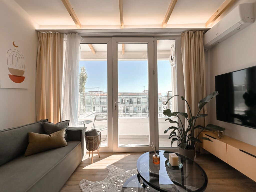 Garzoniere for rent in Astir