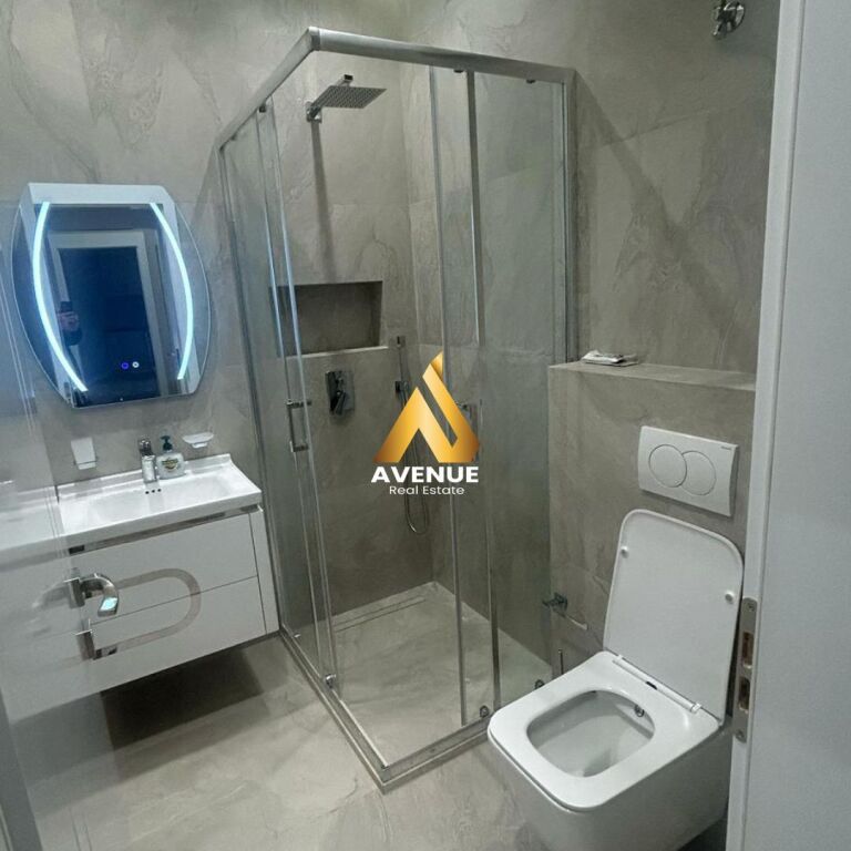 ✨ SHITET APARTAMENT LUKSOZ 2+1+2 – PRANË Sheshi Skënderbej, NË Tiranë