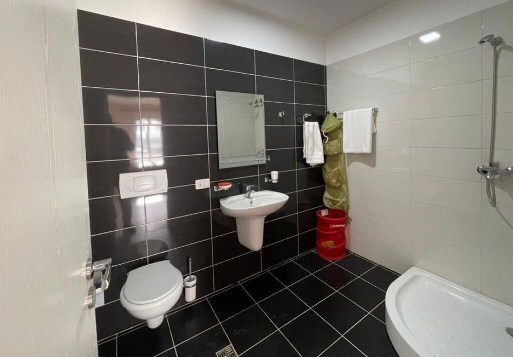 Apartament me qira 2+1+2, tek Kompleksi Magnet