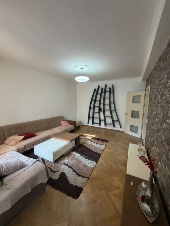 Appartamento 3+2 Bagni +1 Balcone In Affitto