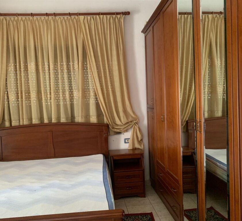 APARTAMENT ME QERA 2+1 PORCELAN 50.000 LEKE FH-58123