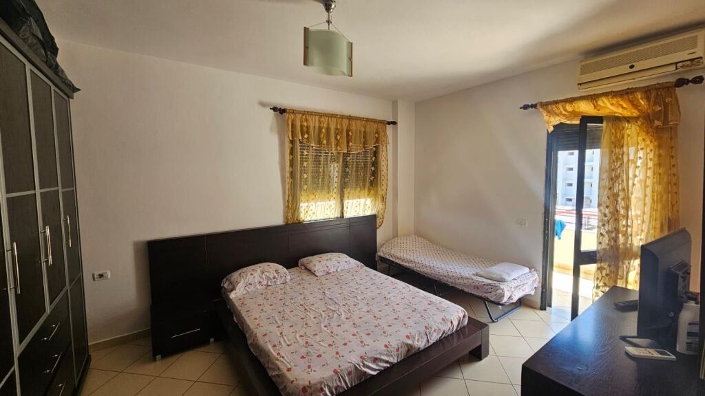 1+1 62m2 in Golem 74,400 Euro