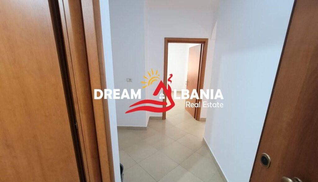 Jepet Apartament 1+1 me qera ne zonen e Yzberishtit ( ID 42111527 )