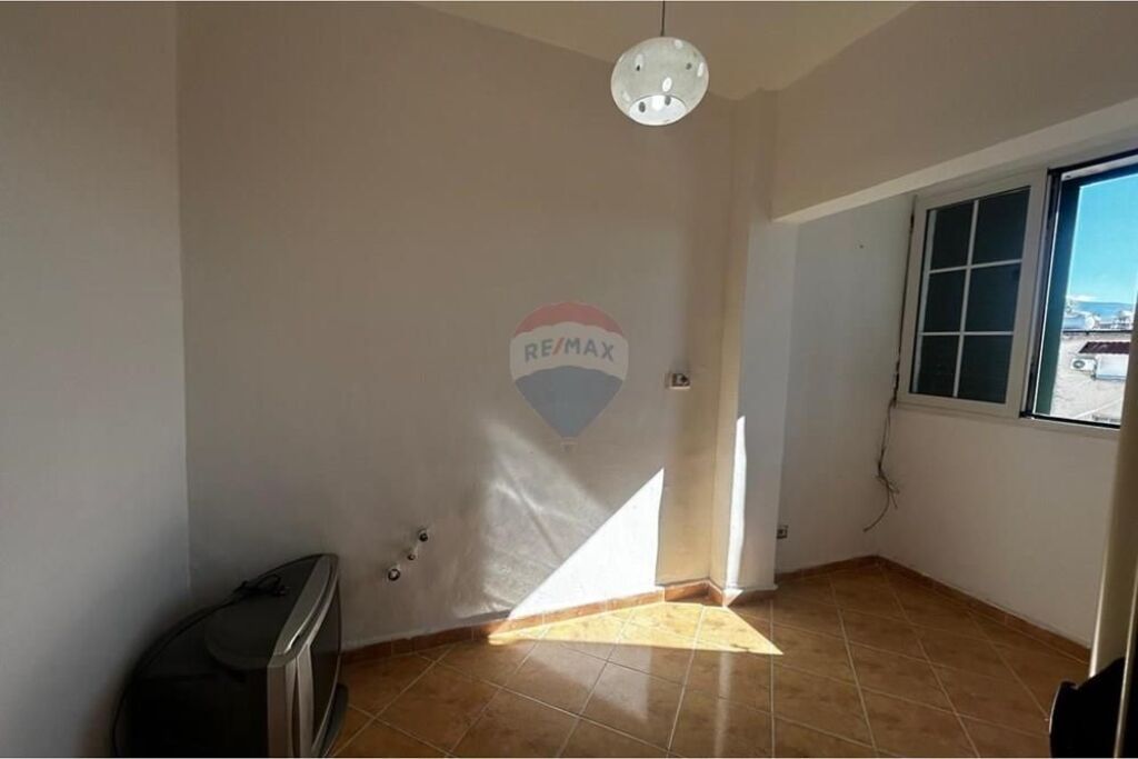 🏠 Apartament 2+1+2 për Shitje – Rruga Zaho Koka, Vlorë