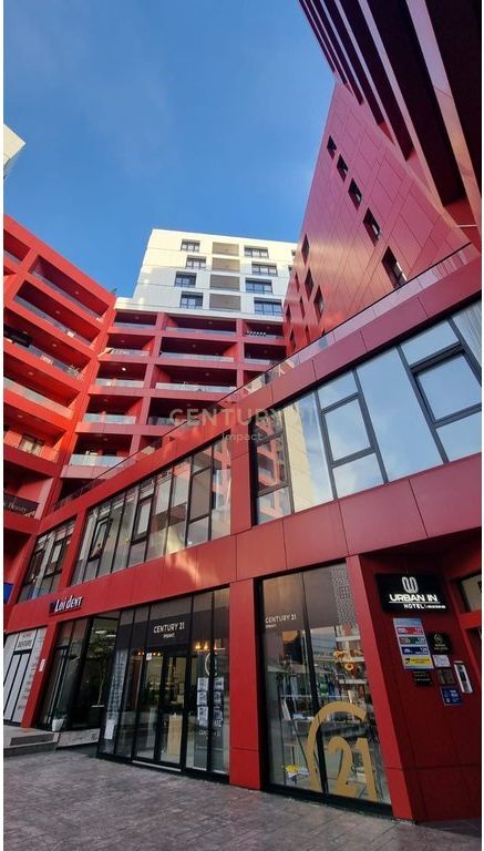 JAPIM ME QIRA AMBIENT KOMERCIAL BUZE RRUGES DIBRES, KOMPLEKSI ARLIS FARMACIA 10