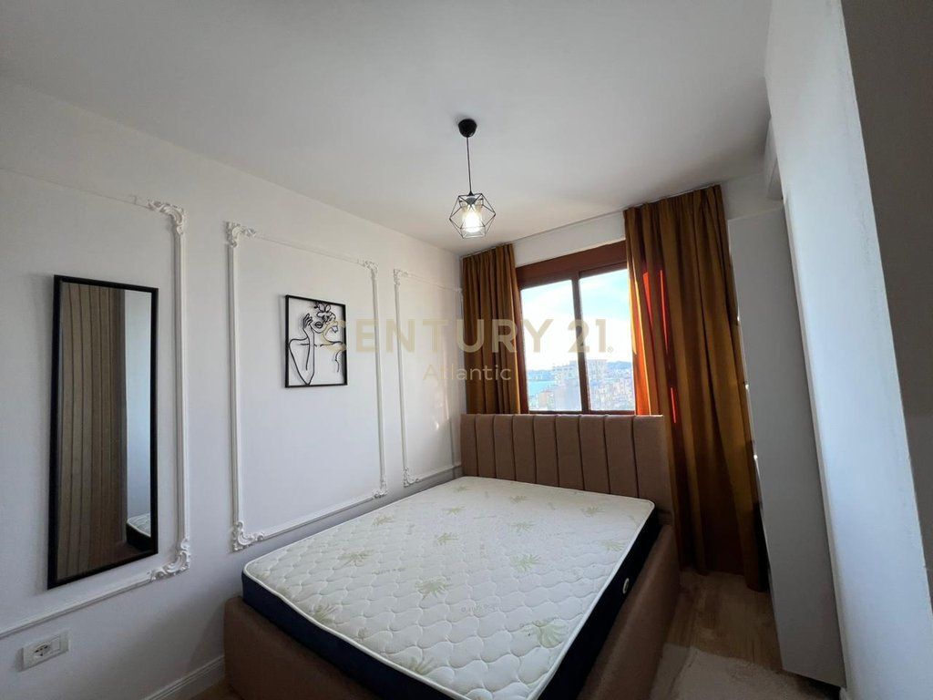 JEPET ME QERA APARTAMENT 2+1 I MOBILUAR NE PLAZH HEKURUDHA DURRES !