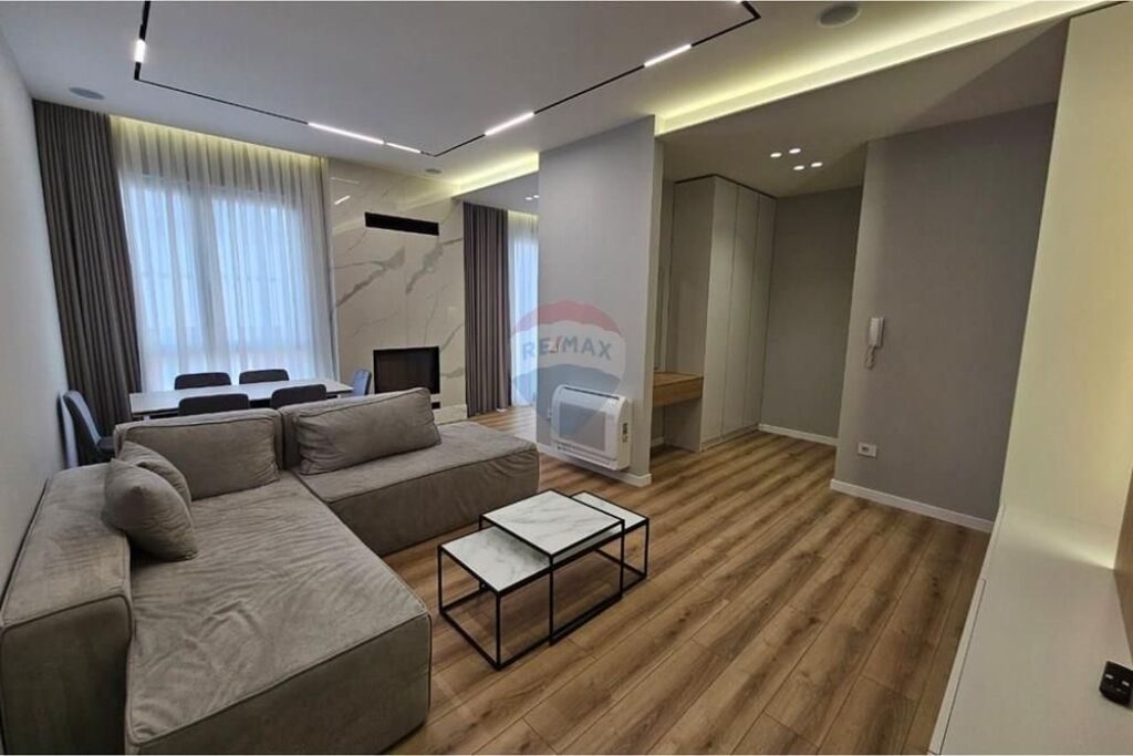Apartament 1+1 per qira tek Liqeni i Thate!