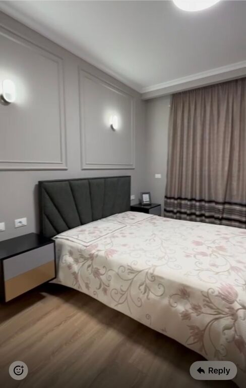 1+1, arredato a foleja e gjelber, zog i zi, 700 euro