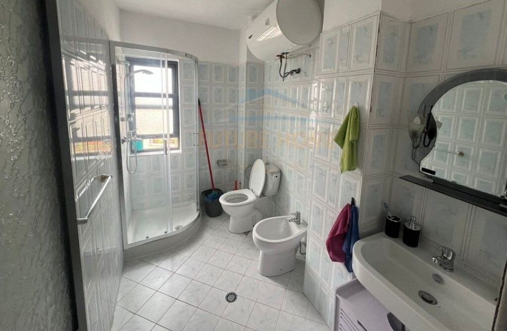 Qera, Apartament 2+1, Pazari i Ri, Tiranë.