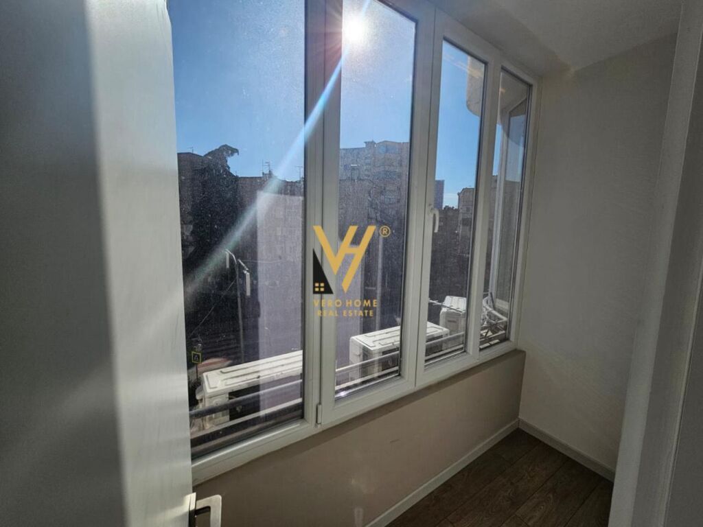 SHITET APARTAMENT 2+1+GARSONIERE TE ZOGU I ZI 295.000 EURO