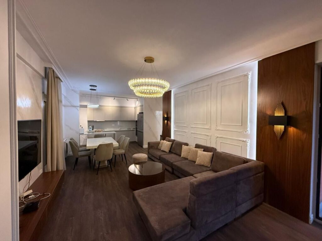 Affitto appartamento 3+1+2 presso Foleja e Gjelber, Ring Center