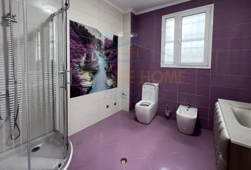 Qera, Shtëpi Private 2-Katëshe, Porcelan, Tiranë.