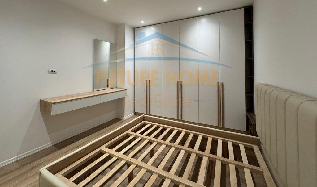 Shitet, Apartament 1+1, Rruga Fortuzi