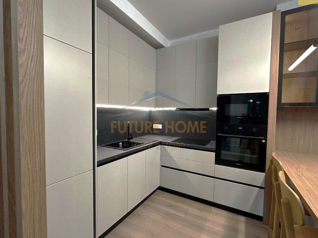 Affitto, Appartamento 1+1, Comune di Parigi, Tirana.