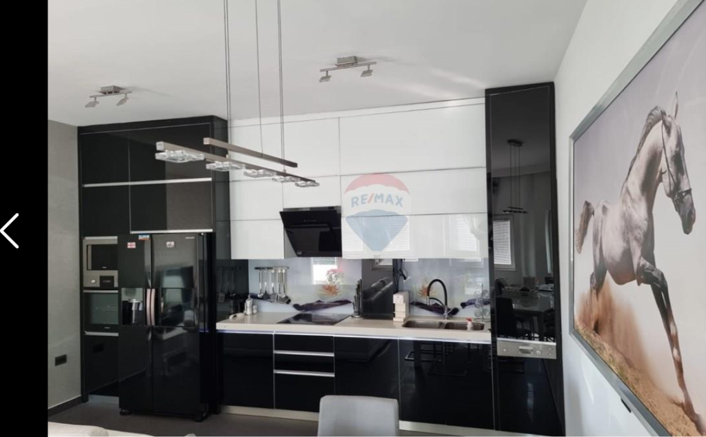 Appartamento in affitto 3+1 a Siri Kodra