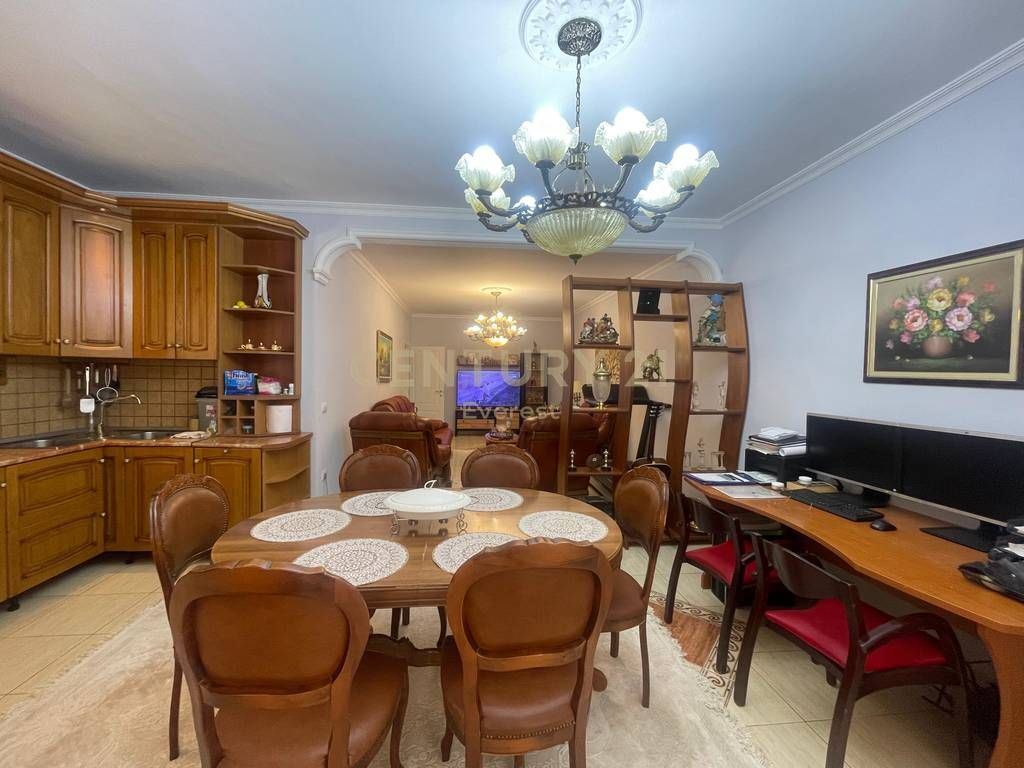 Apartment 3+1+2 for rent in the Vasil Shanto area, one of the most sought-after and accessible areas of Tirana.