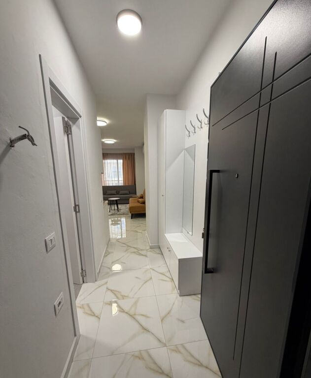 Studio apartment for rent, Dritan Hoxha street near Kupola (Aura building) 420 thousand lek