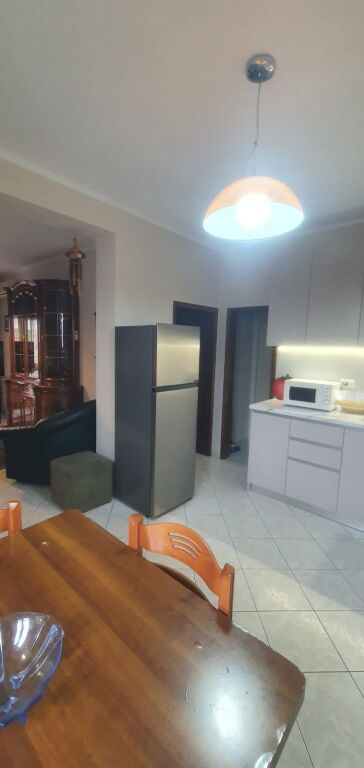 Affittasi 2+2 arredato al 2° piano villa NE bŕyll 500 eu