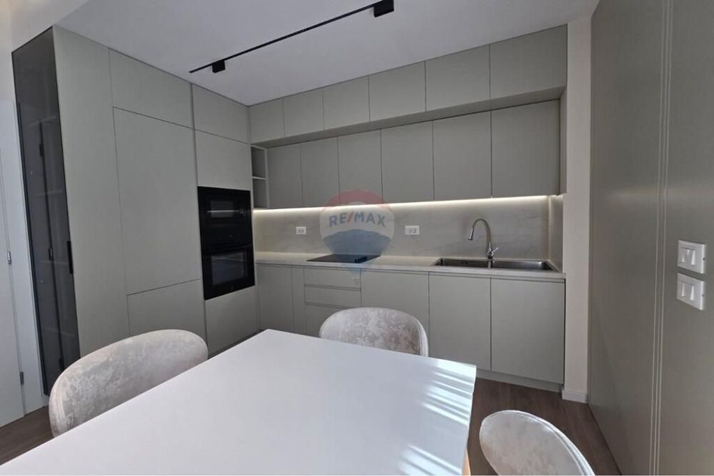 Apartament 2+1+ Parkim te Liqeni That