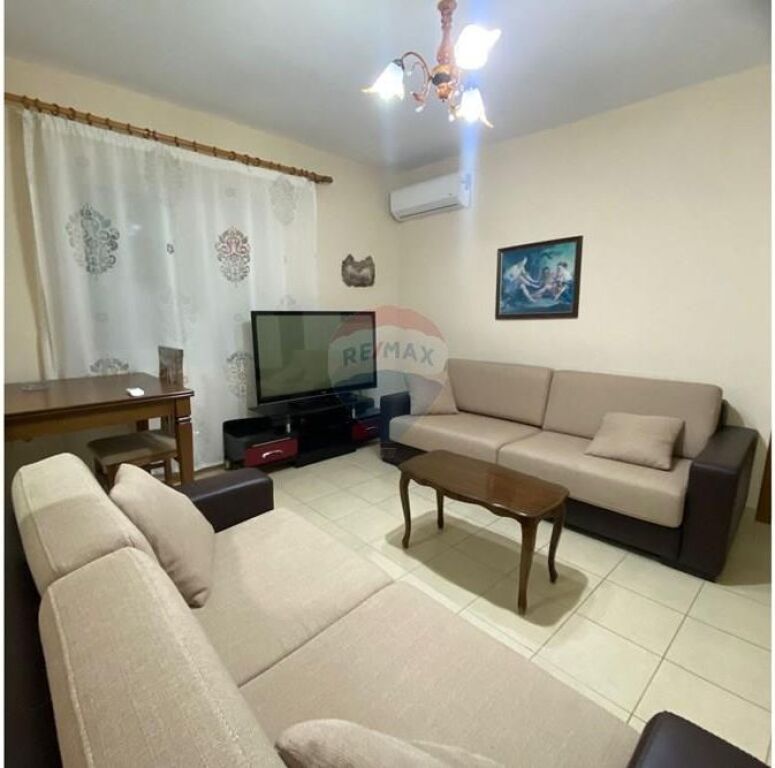 Apartament - Për Qira - Shkolla e Baletit, Tiranë