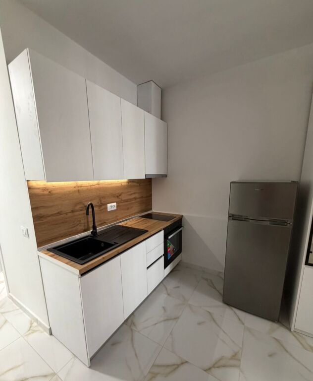 Studio apartment for rent, Dritan Hoxha street near Kupola (Aura building) 420 Thousand lek
