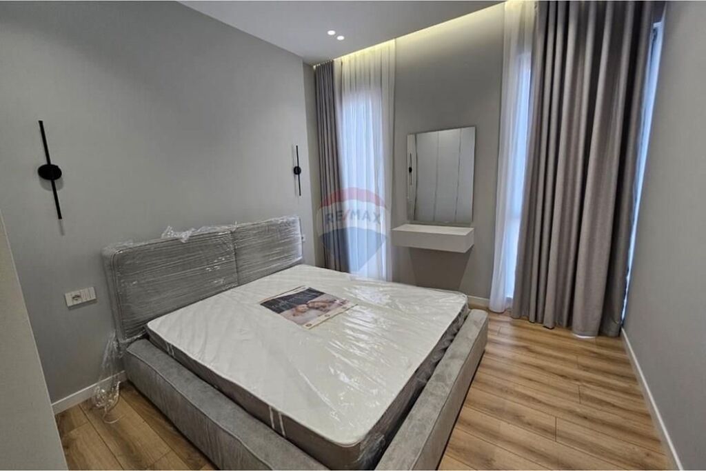 Apartament 1+1 per qira tek Liqeni i Thate!