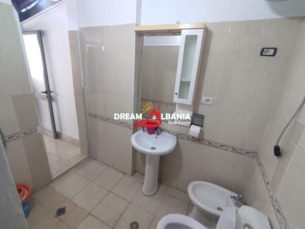 Apartment 2+1 for rent in the Xhamllik area near Niket Dardani School ( ID 42215495 )