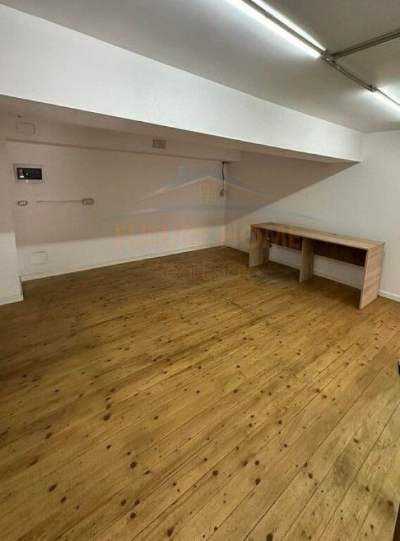 Rent, Business Premises, New Ring.