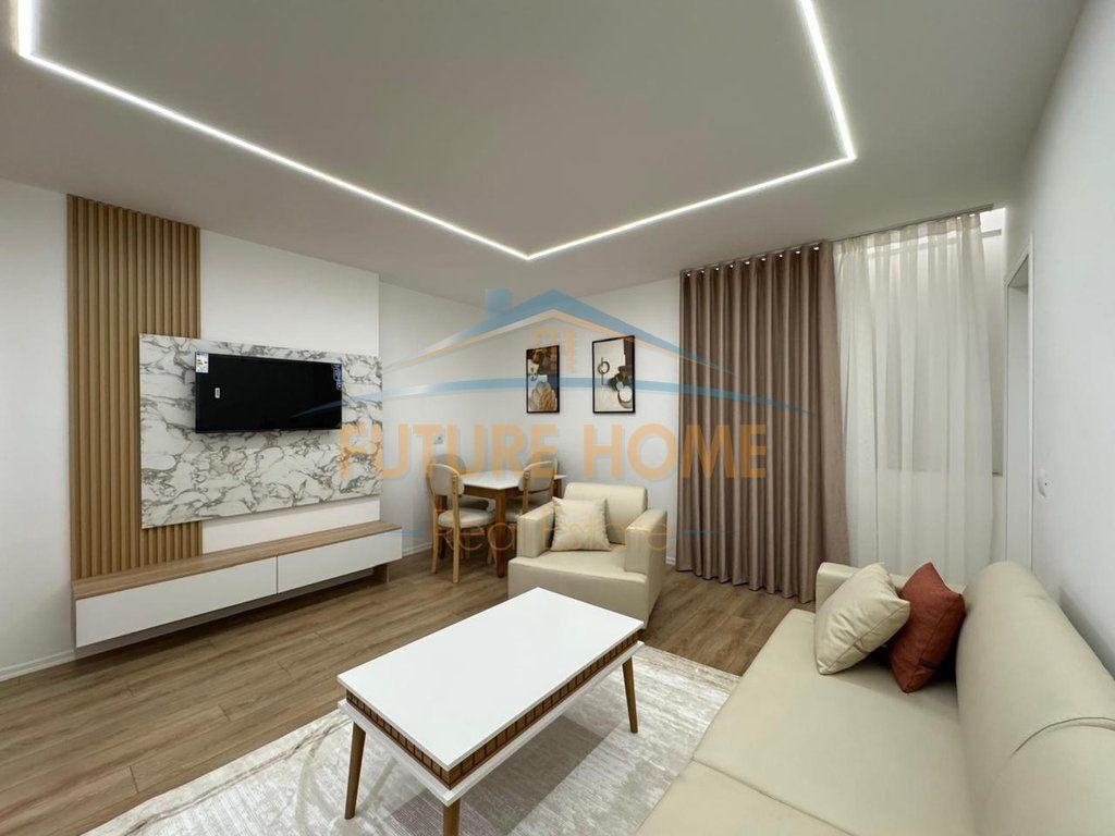 Shitet, Apartament 1+1, Rruga Fortuzi