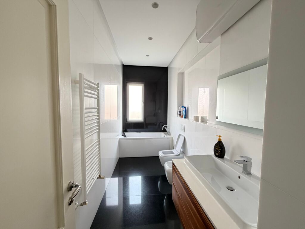 Apartment 2+1+2 with Parking Space for Rent