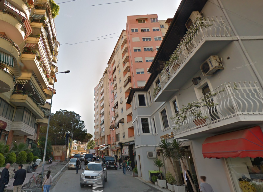 Zyre me qera Rruga Elbasanit Tirane