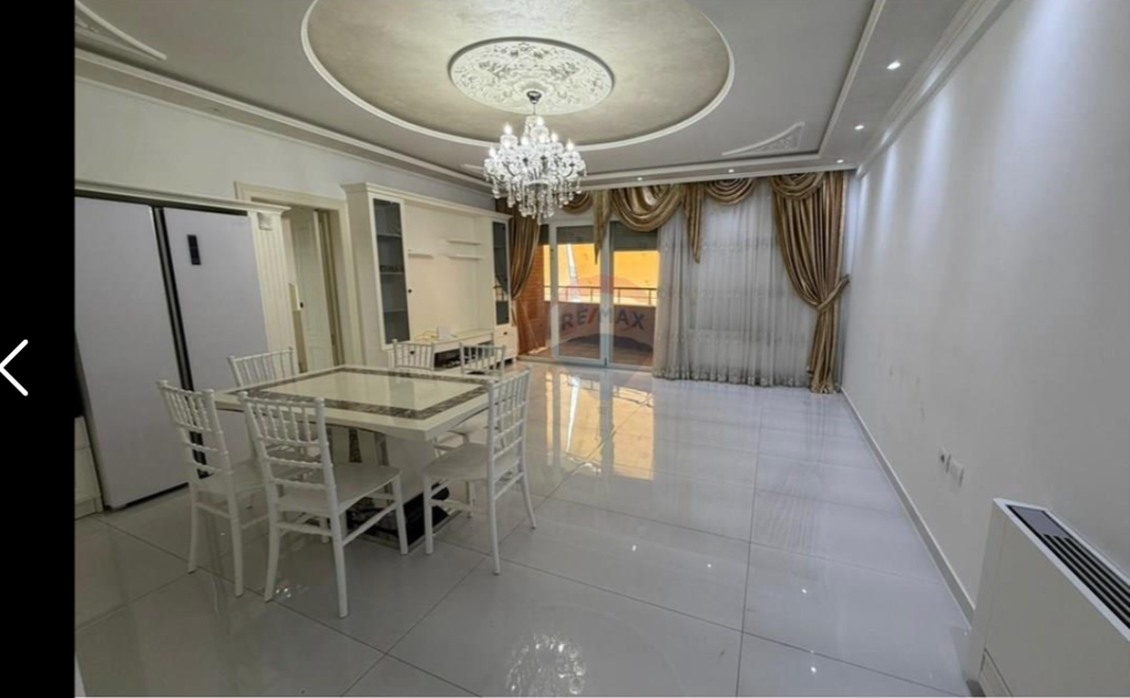 Apartment for sale 2+1+2 in Xhamllik