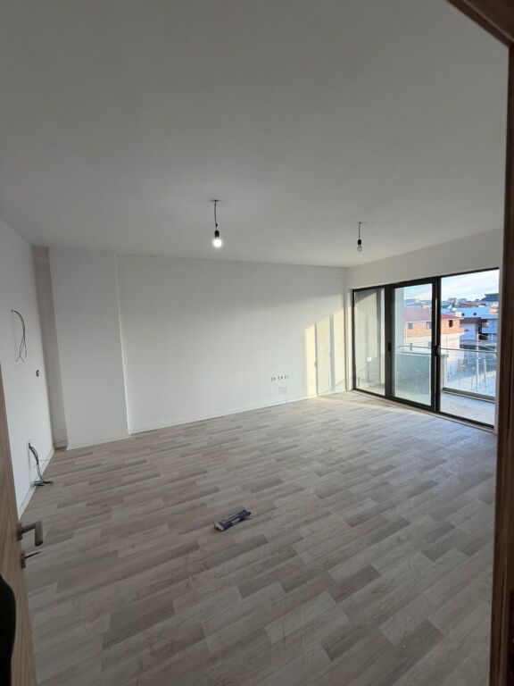 For rent Apartment 2+1+2 EMPTY, 5 Maj Street at the end near the new buildings close to Ardian Klosi school 450 Thousand lek