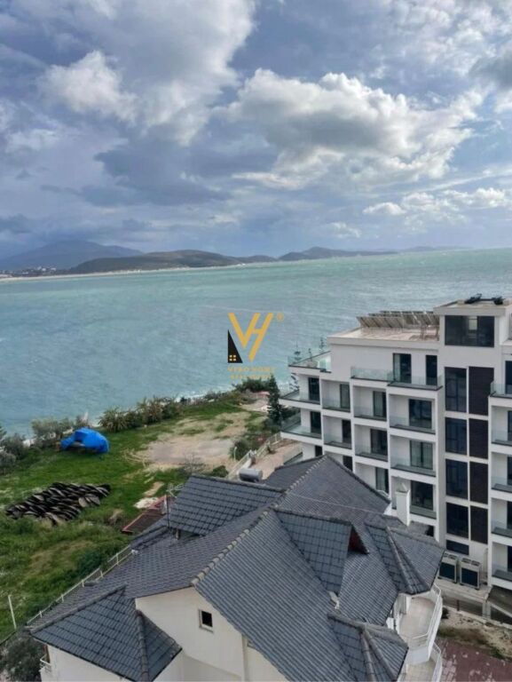 SHITET APARTAMENT 2+1+2+2BLK NE SARANDE 380.000 EURO