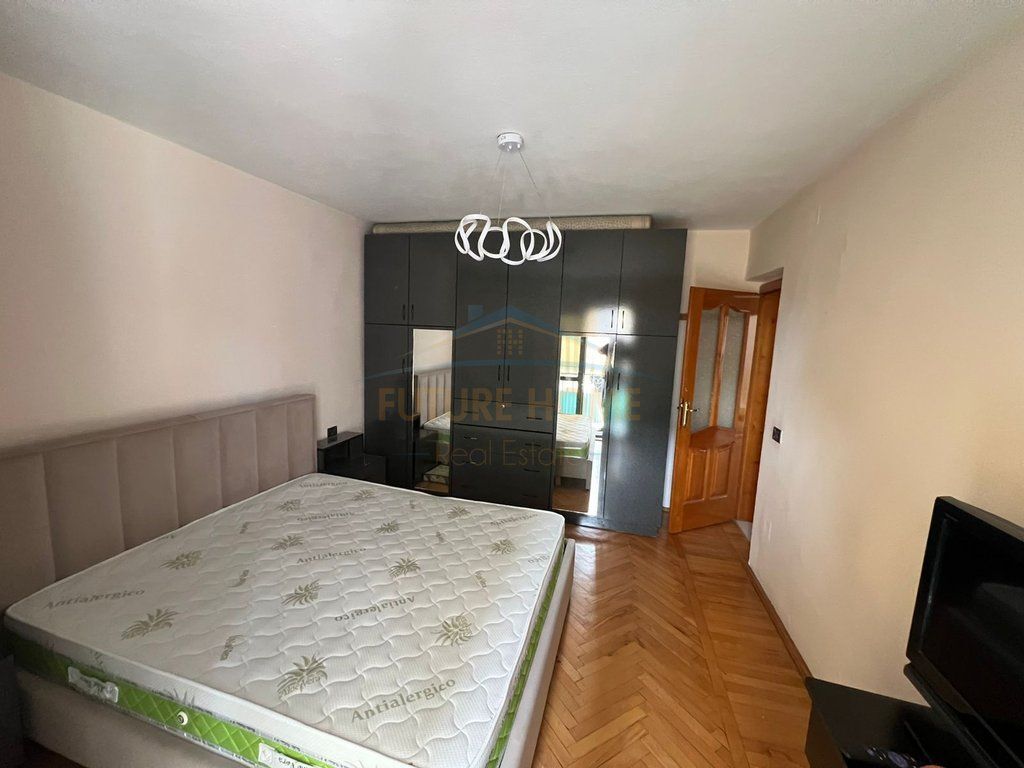 Rent, Apartment 2+1, New Bazaar, Tirana.