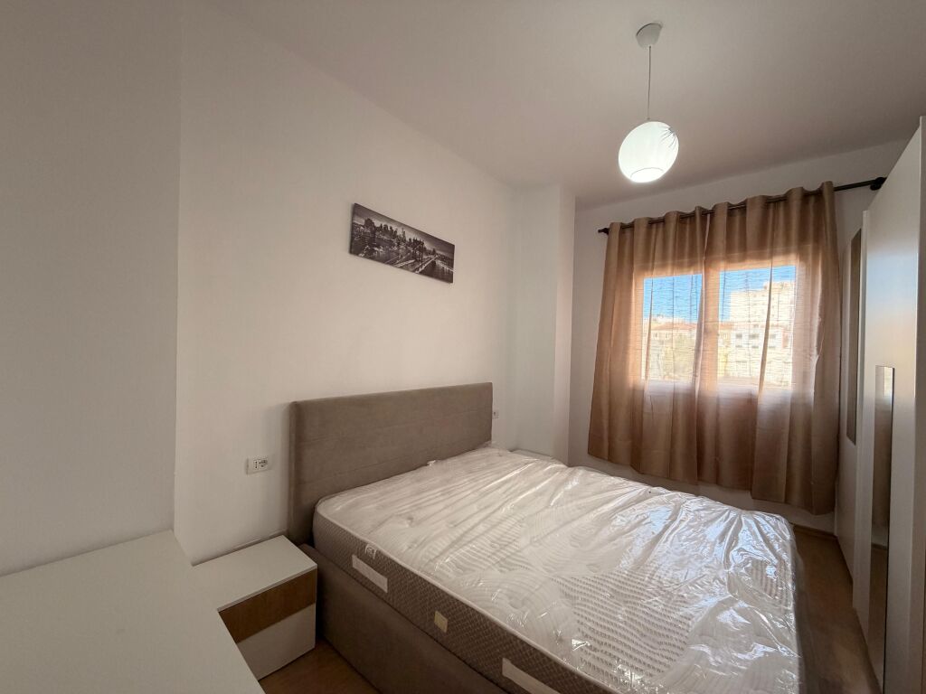 For rent 2+1 apartment near Eftali Koçi School.