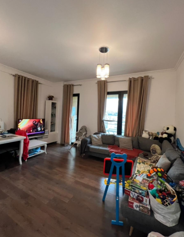 🏡 Shitet Apartament 2+1+2 – Square 21, Rruga e Kavajës📍