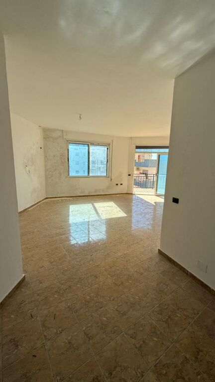 Apartment 1+1 For Sale in Shkëmbin e Kavajës, Durrës