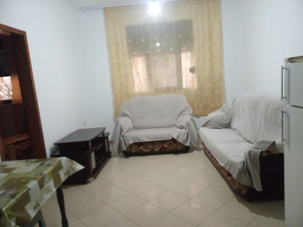 APPARTAMENTO 2+1. 35000 LEKE.ASTIR.