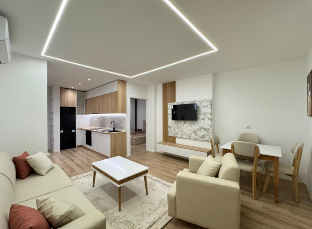 🏡 Apartament 1+1 për Shitje – Rruga Fortuzi📍