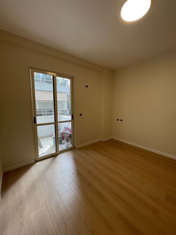 SHITET APARTAMENT 3+1 – KODRA E DIELLIT 1 🌇