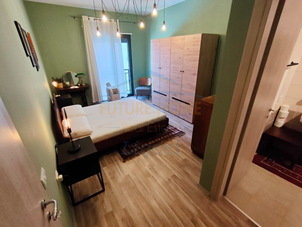 Shitet, Apartament 2+1, Green City, Tirane.
