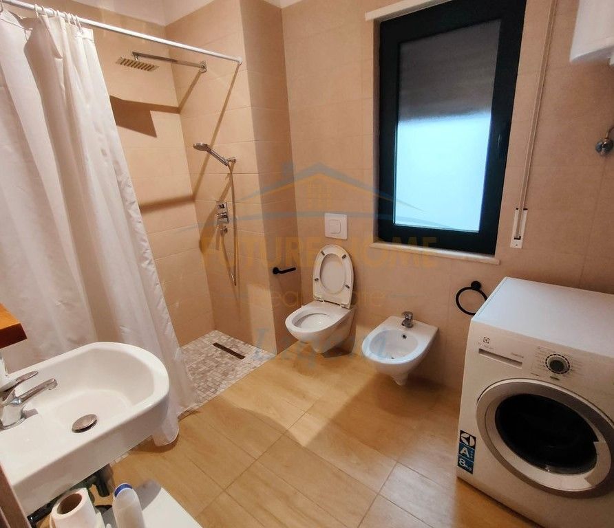 Shitet, Apartament 2+1, Green City, Tirane