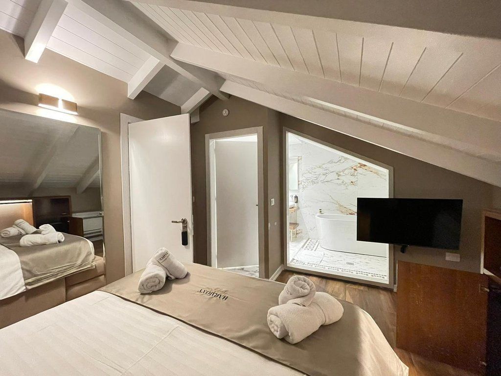 HOTEL FOR SALE IN VLORE! 1,500,000 €