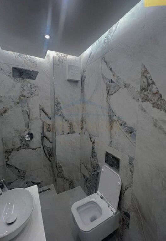 Qera , Apartament 2+1+2 , Pazari i Ri , Tirane