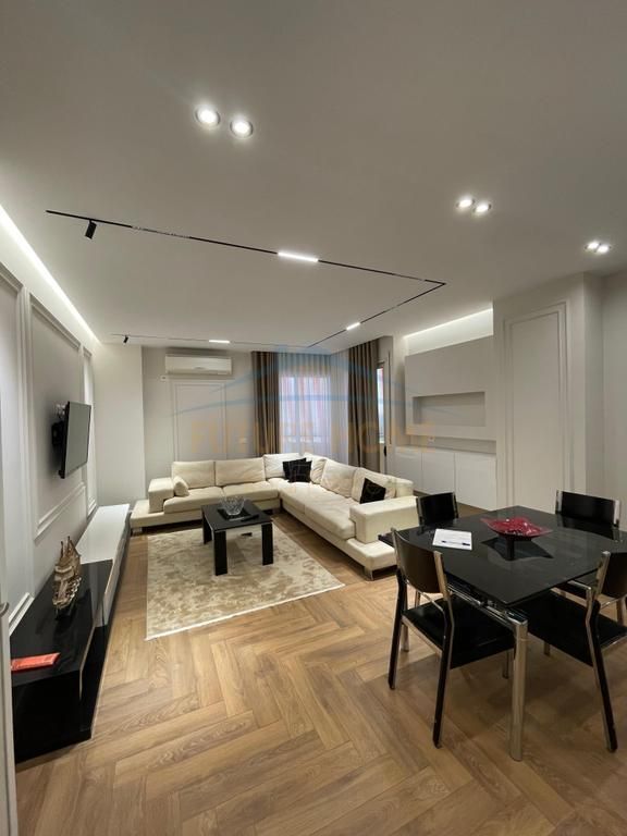 Rent, Apartment 2+1+Parking Space, Pazari i Ri, Tirana