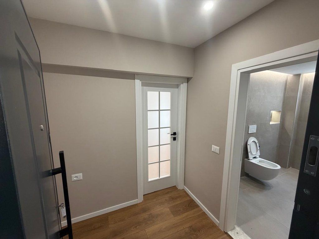 Shitet, Apartament 1+1 , Rruga Mine Peza, Tiranë